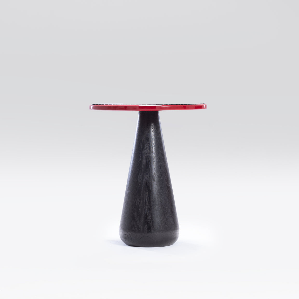 Bascota side table